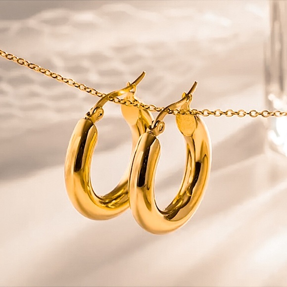 🔵𝟲𝟱%𝗢𝗙𝗙 𝗯𝘂𝗻𝗱𝗹𝗲𝘀 𝟯+🔵 NEW Classic Chunky Hoop Earrings - Picture 9 of 15